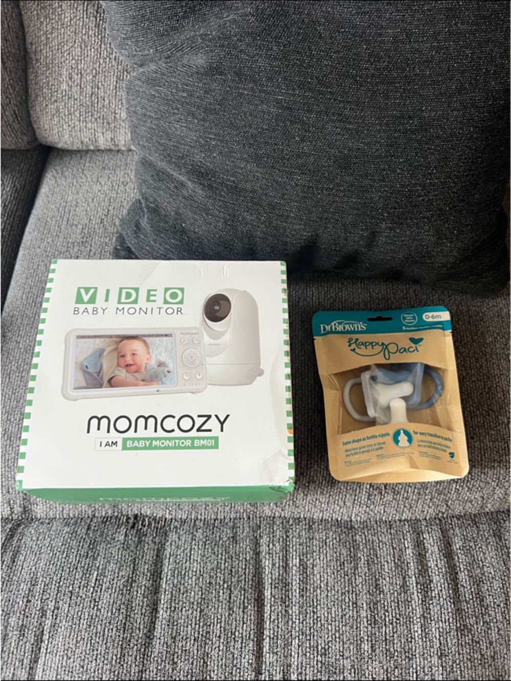 Brand new White Video Baby Monitor BM01 - Baby Camera with LCD Display
